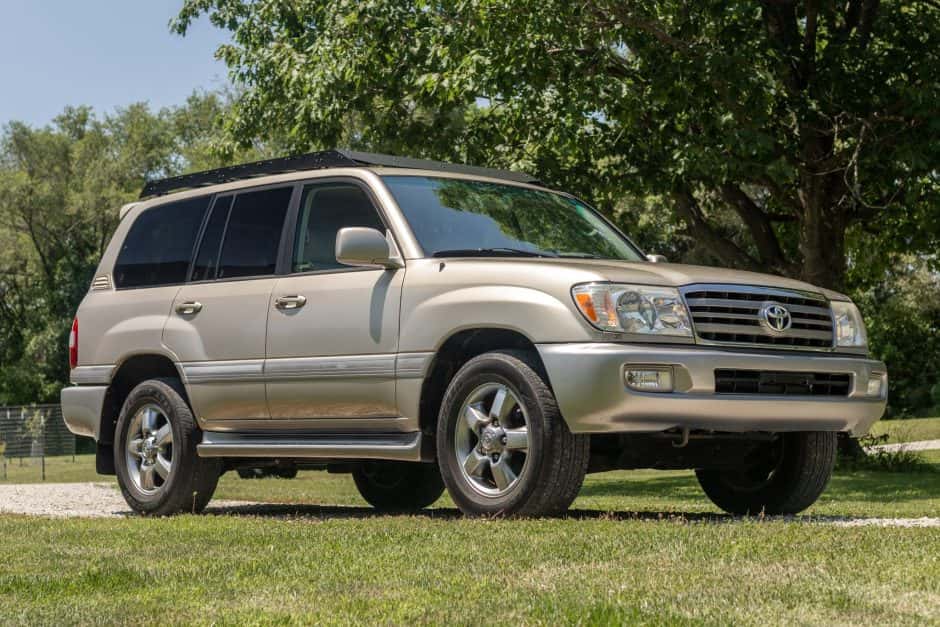 2007 Toyota Land Cruiser 100-Series sold for $32,000