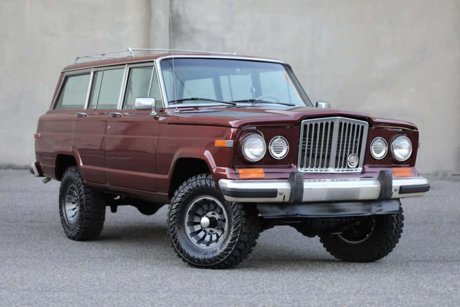1984 Jeep SJ Wagoneer sold for $22,750