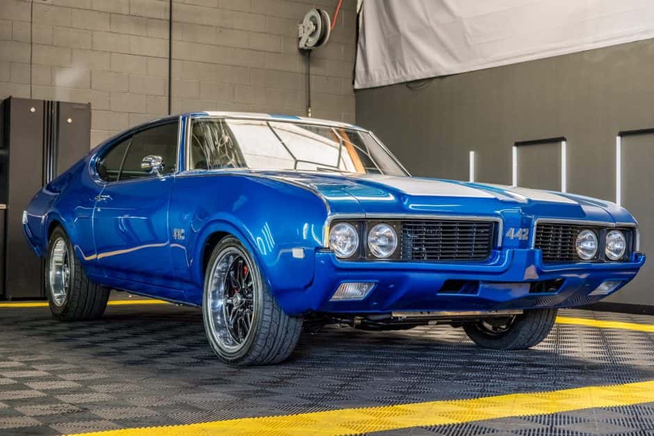 1969 Oldsmobile 442 sold for $50,000