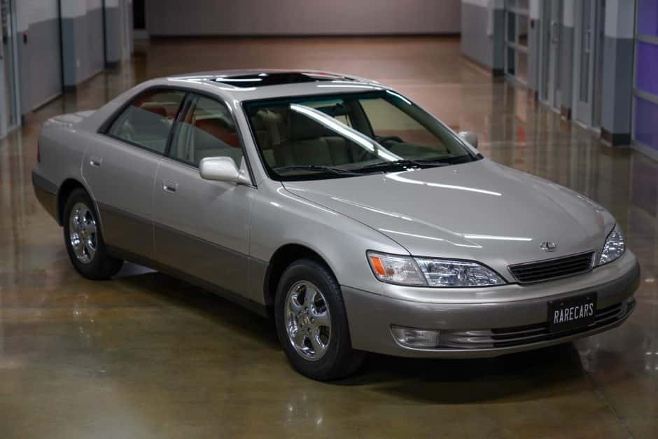 1998 Lexus ES sold for $11,000