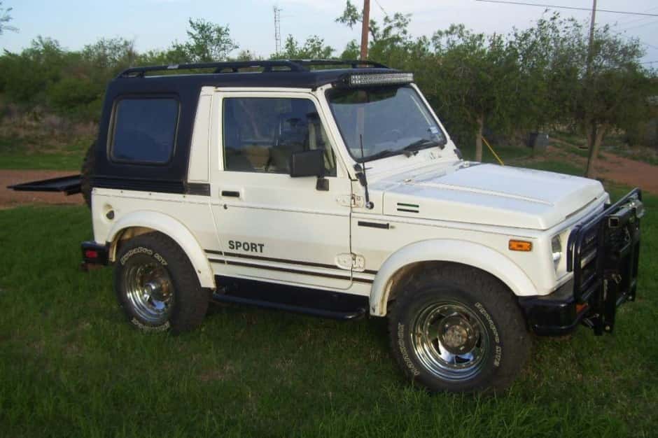 1990 Suzuki Samurai sold for $7,850
