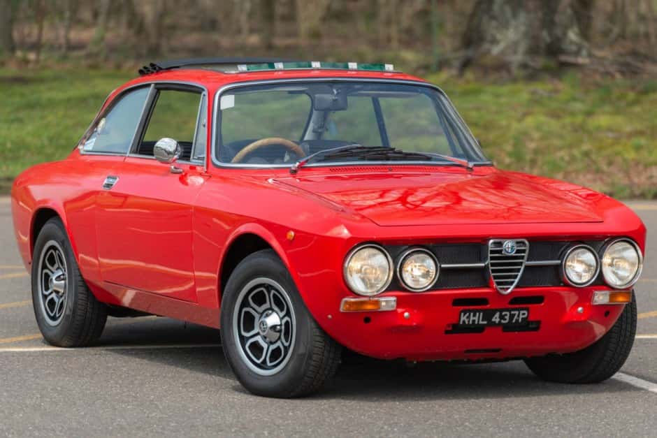 1975 Alfa Romeo 105/115 Series Coupe sold for $24,250