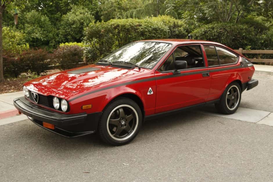 1982 Alfa Romeo GTV6 sold for $20,250