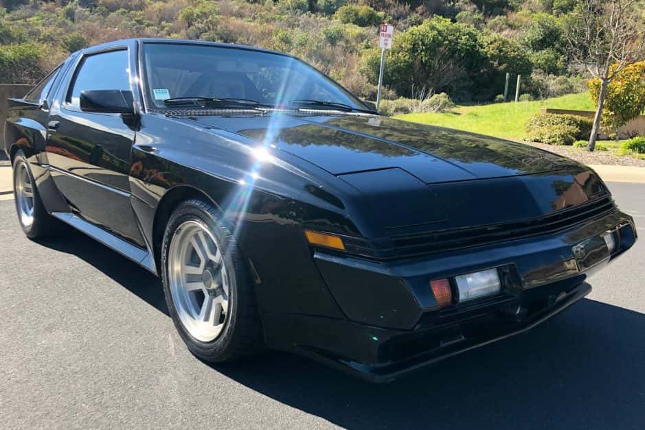 1988 Chrysler Conquest & Mitsubishi Starion sold for $7,100