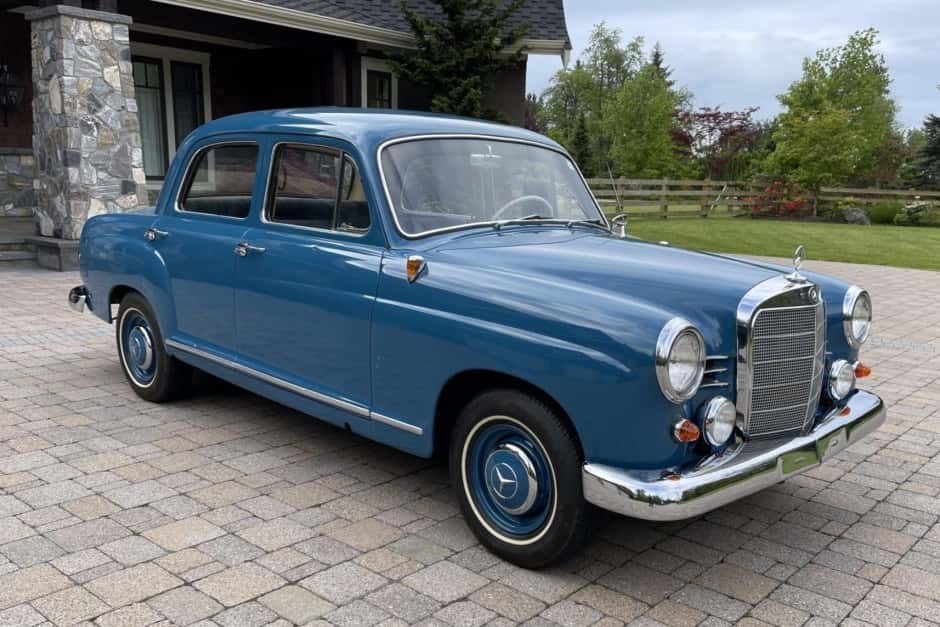 1960 Mercedes-Benz Ponton sold for $14,260