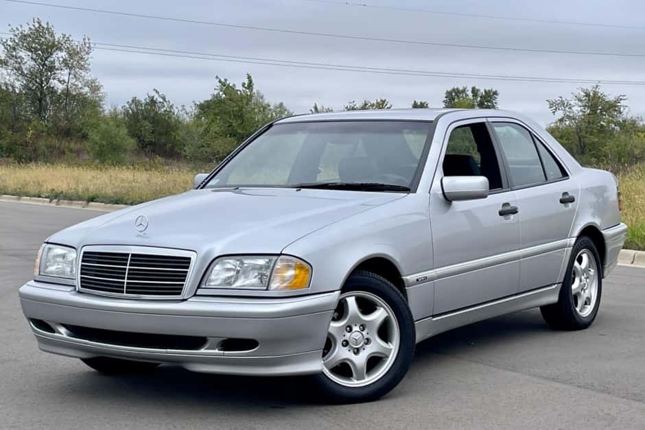 1999 Mercedes-Benz W202 C-Class sold for $22,500