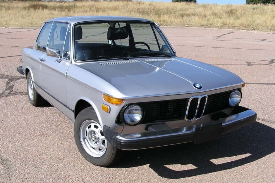 1975 BMW 2002 sold for $39,274
