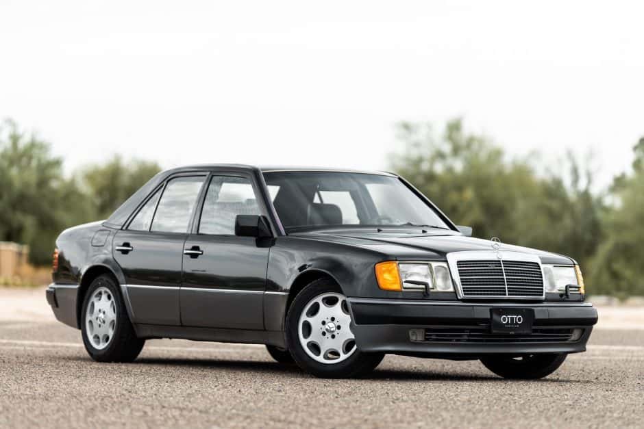 1992 Mercedes-Benz 500E & E500 sold for $29,000