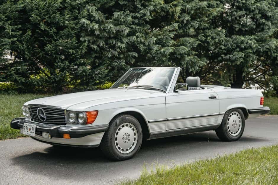 1989 Mercedes-Benz R107 SL sold for $29,000