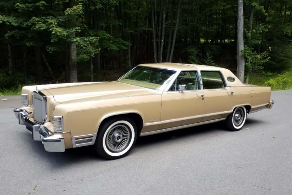 1979 Lincoln Continental (1970-1979) sold for $15,000