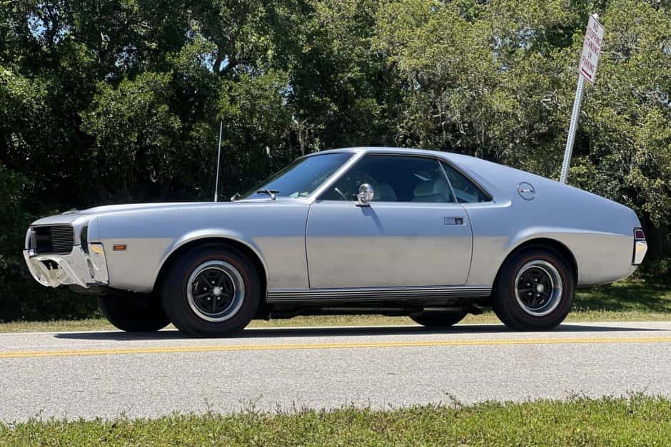 1969 AMC AMX sold for $25,500