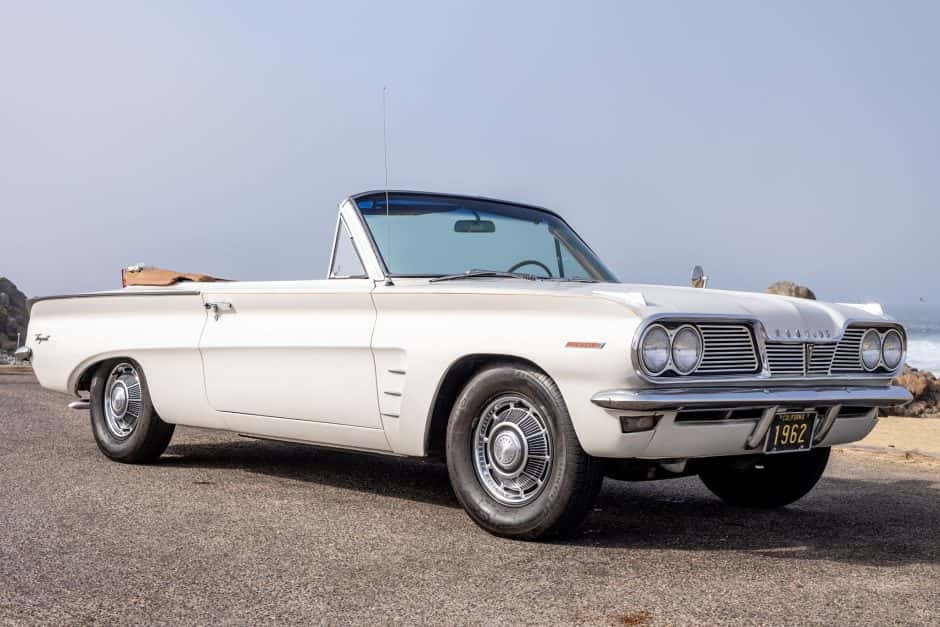 1962 Pontiac Tempest / LeMans sold for $21,000