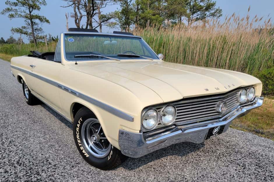 1964 Buick Skylark sold for $11,500