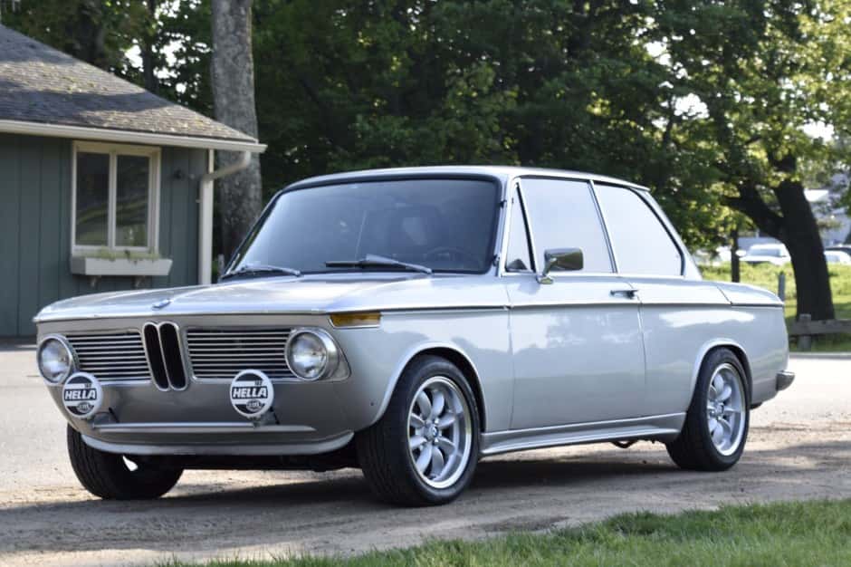 1969 BMW 1600 & 1602 sold for $27,750