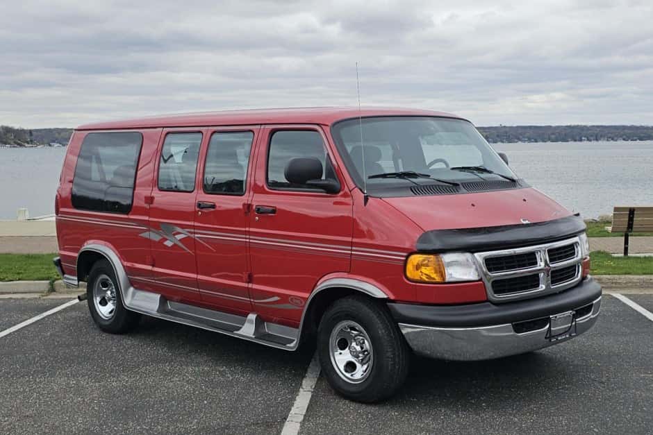 2001 Dodge Ram Van sold for $13,000