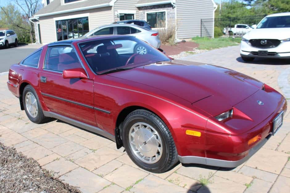 1987 Nissan Z31 300ZX sold for $24,250