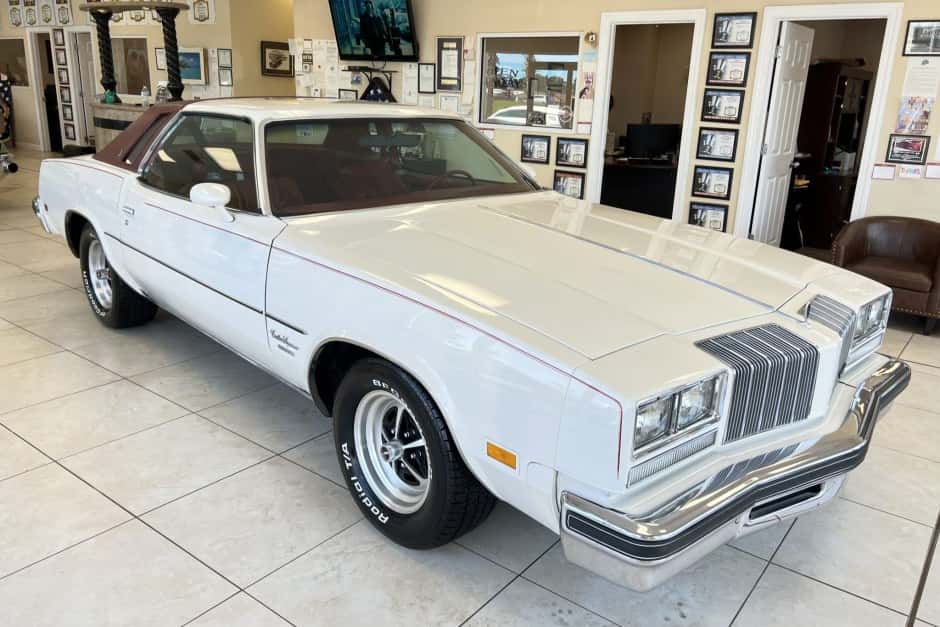1977 Oldsmobile Cutlass sold for $13,000