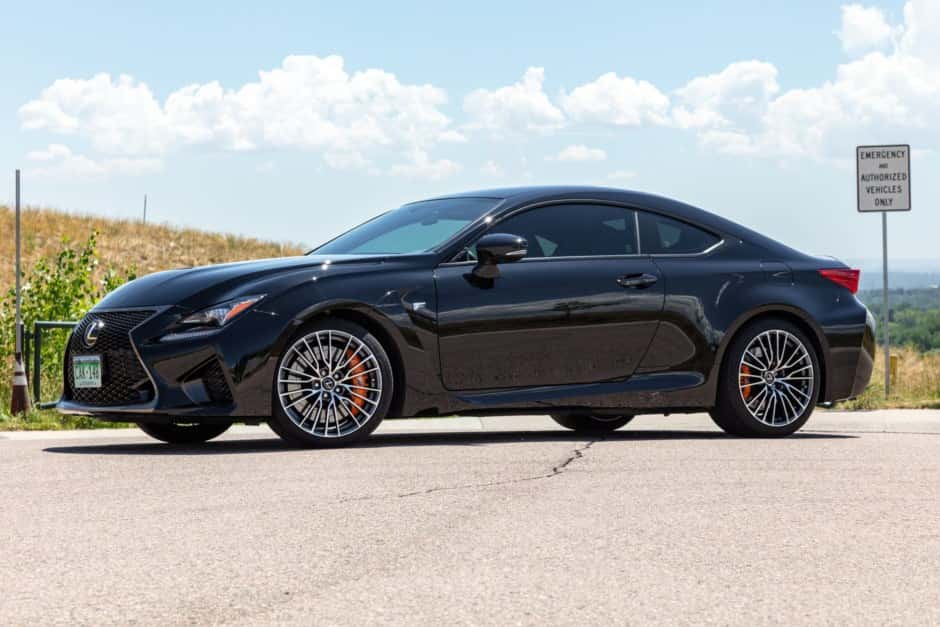 2016 Lexus RC sold for $60,075