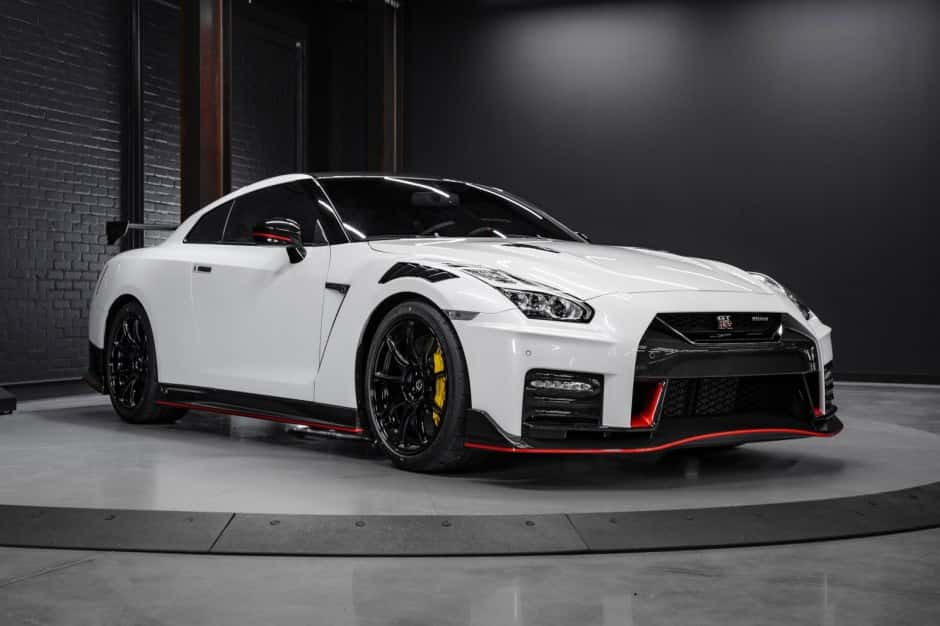 2021 Nissan GT-R R35 sold for $197,500