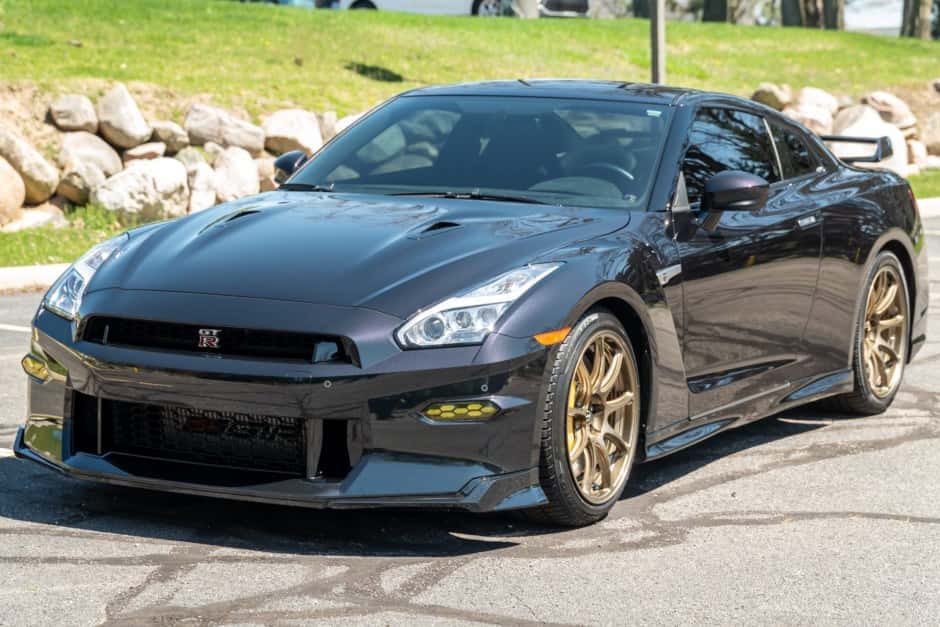 2024 Nissan GT-R R35 sold for $156,000