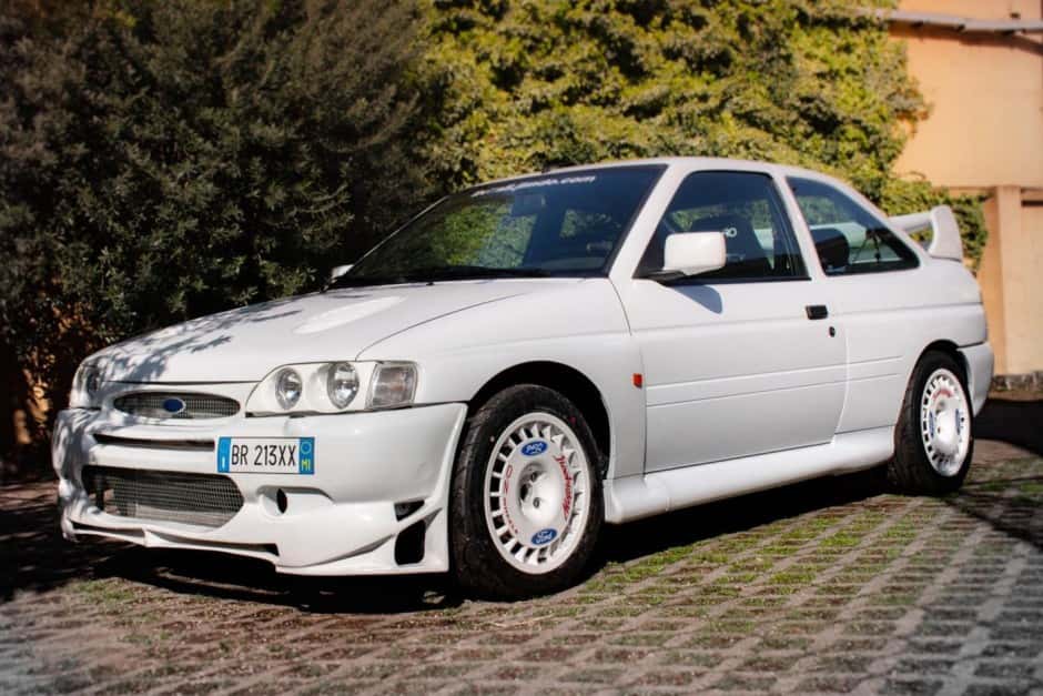 1992 Ford Escort RS Cosworth sold for $30,500