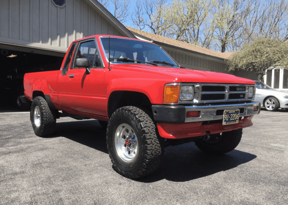 1988 Toyota Pickup (N50/N60/N70 1984-1988) sold for $5,600