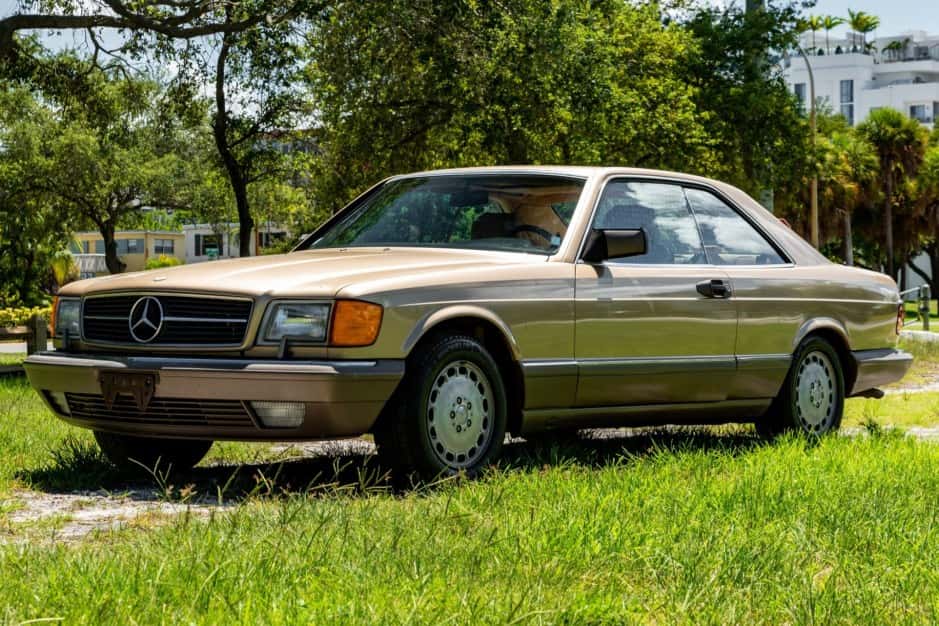 1986 Mercedes-Benz C126 sold for $10,700
