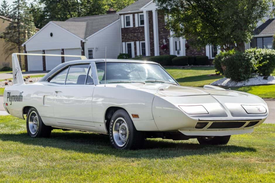 1970 Plymouth Superbird & Dodge Charger Daytona sold for $162,500