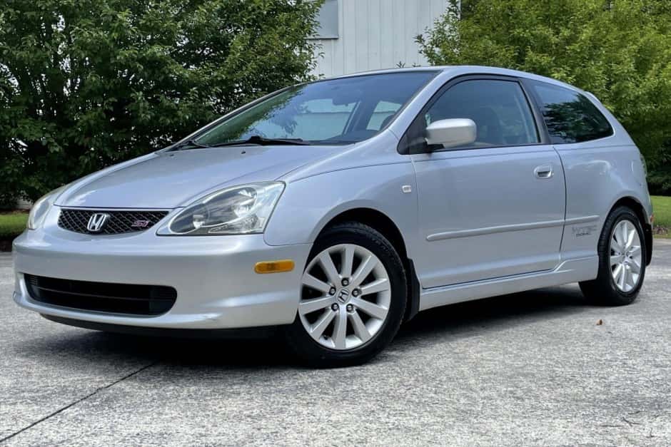 2004 Honda Civic Si sold for $14,000