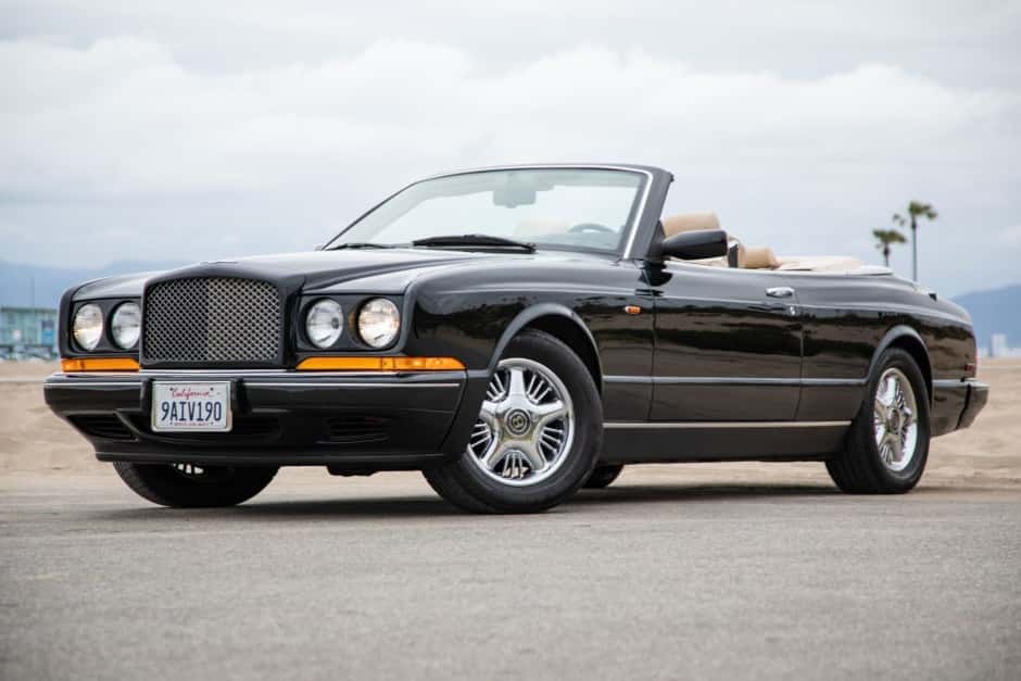 1996 Bentley Azure sold for $33,000