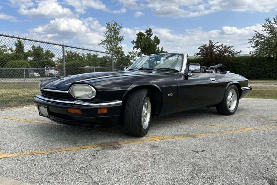 1995 Jaguar XJS sold for $8,250