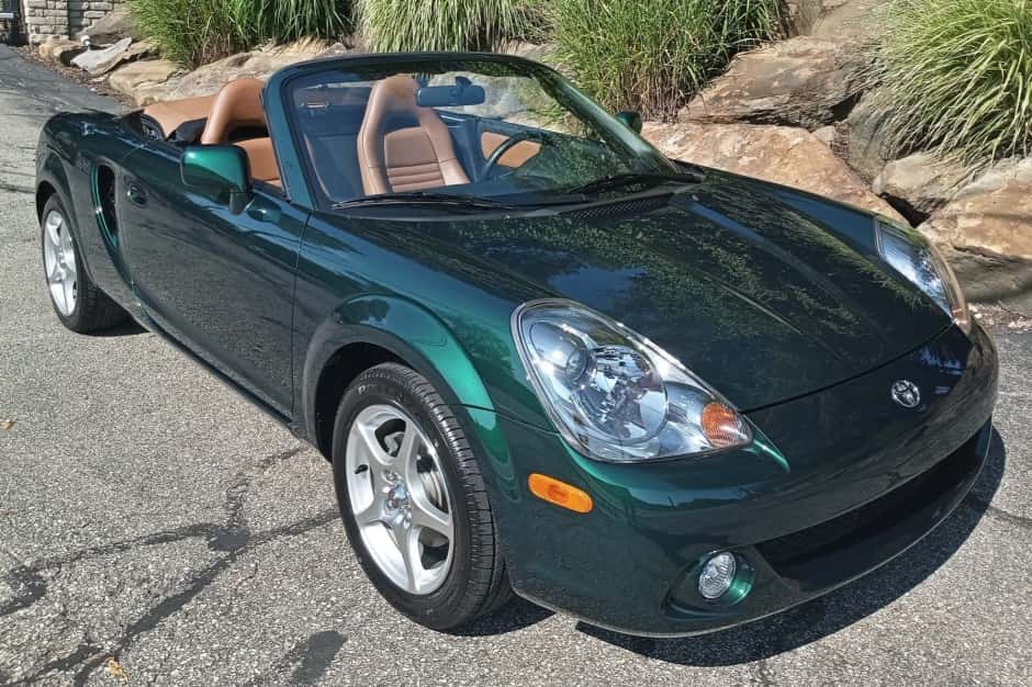 2003 Toyota W30 MR2 sold for $31,000