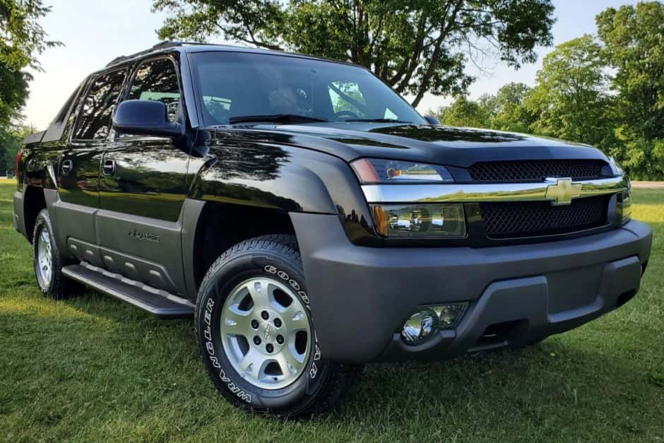 2003 Chevrolet Avalanche sold for $32,500