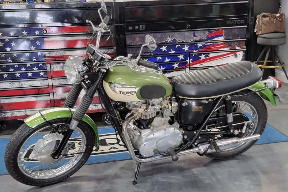 1967 Triumph Trophy sold for $8,500
