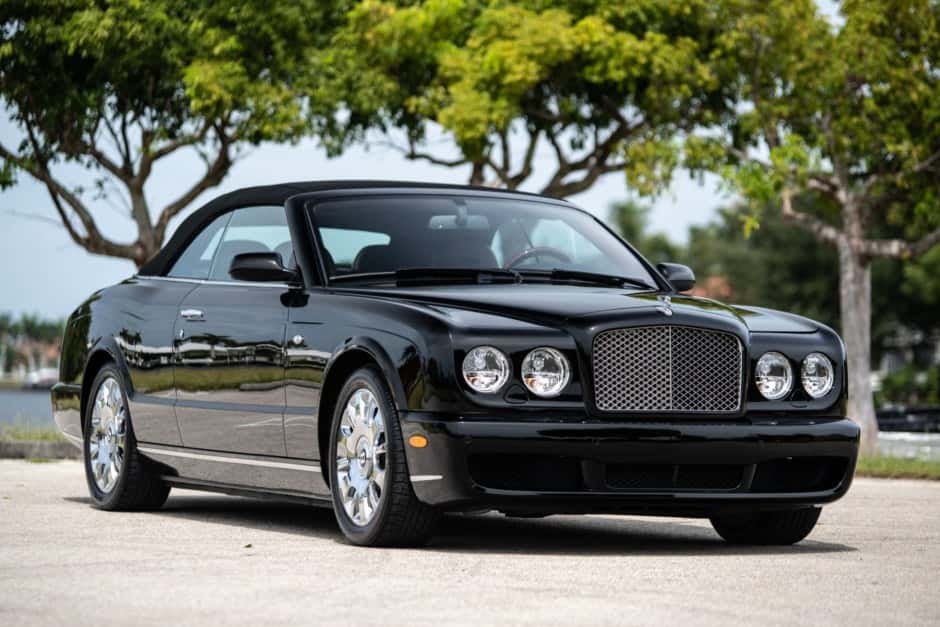 2007 Bentley Azure sold for $130,000