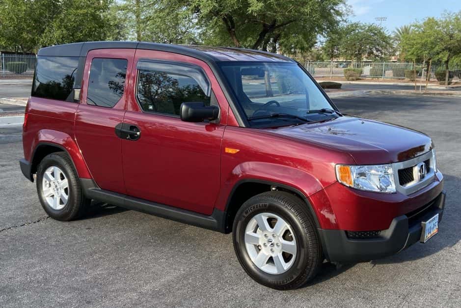 2011 Honda Element sold for $29,500