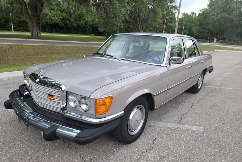 1974 Mercedes-Benz W116 S-Class sold for $5,000