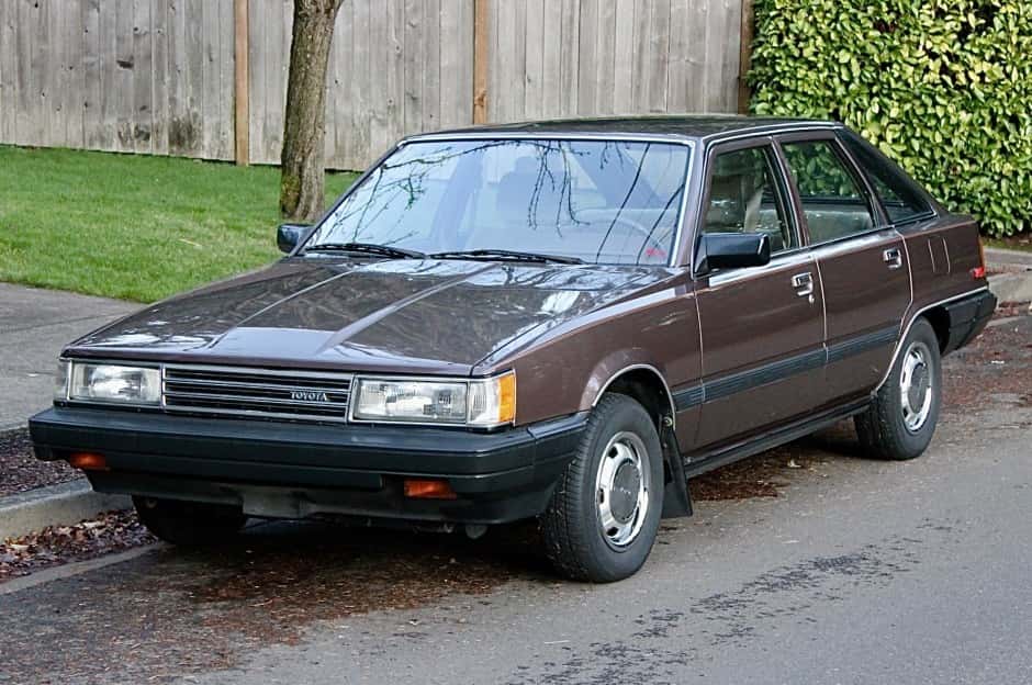 1985 Toyota Camry sold for $2,285