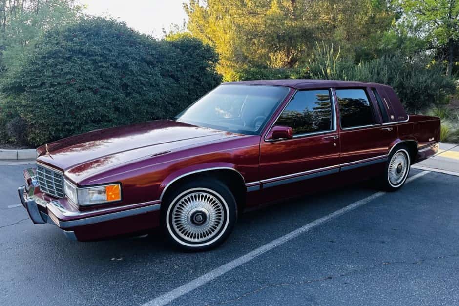 1992 Cadillac DeVille sold for $4,350