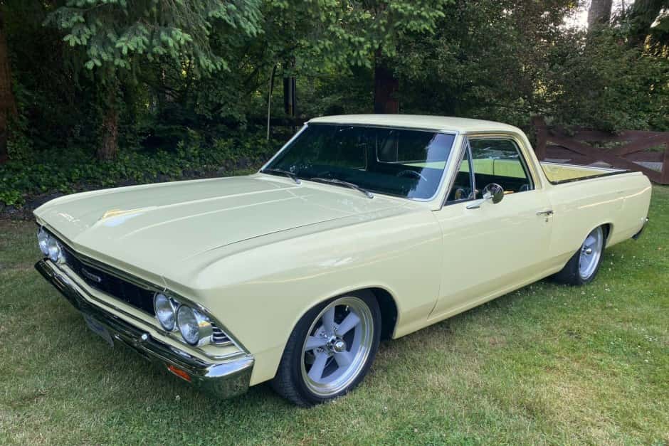 1966 Chevrolet El Camino sold for $25,500