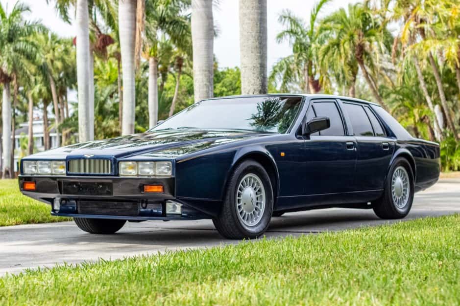 1989 Aston Martin Lagonda sold for $105,000