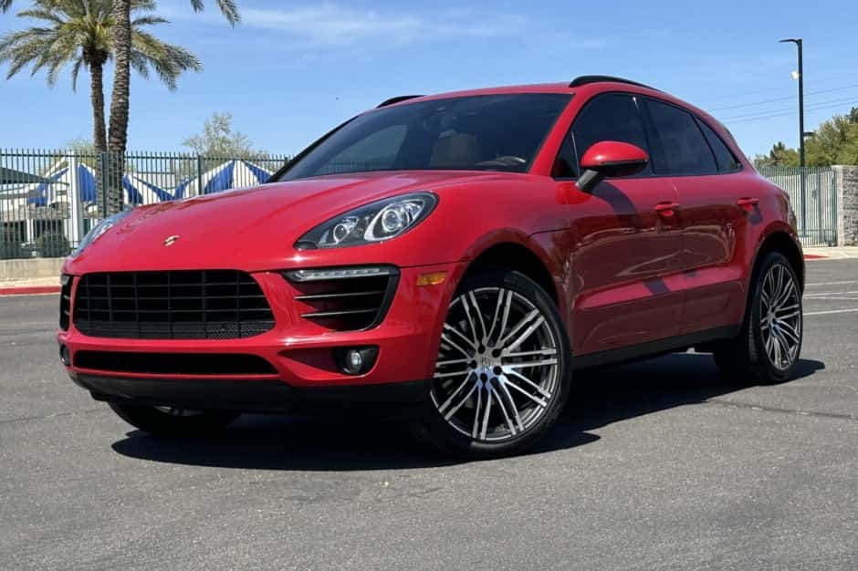 2017 Porsche Macan sold for $23,250