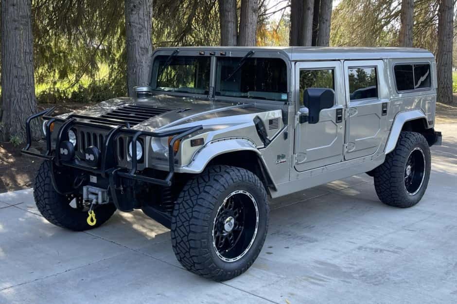 2003 Hummer H1 sold for $83,500
