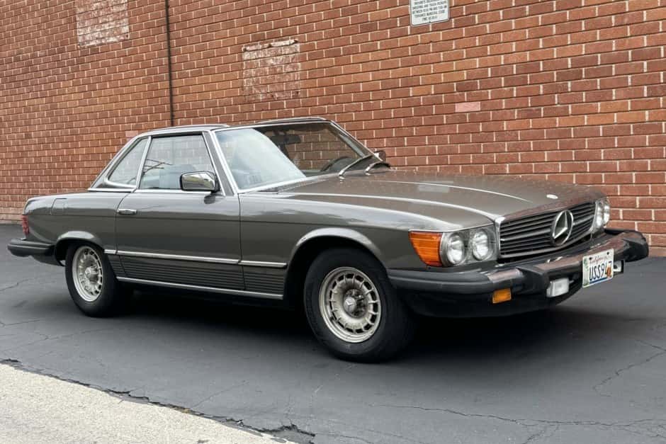 1981 Mercedes-Benz R107 SL sold for $5,500