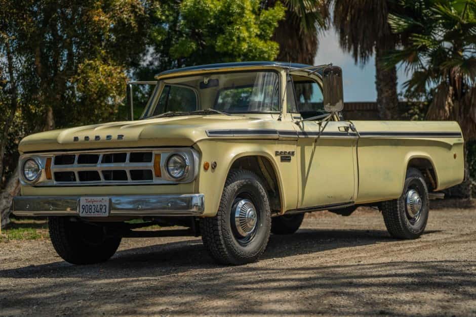 1968 Dodge D-Series (1965-1971) sold for $8,070