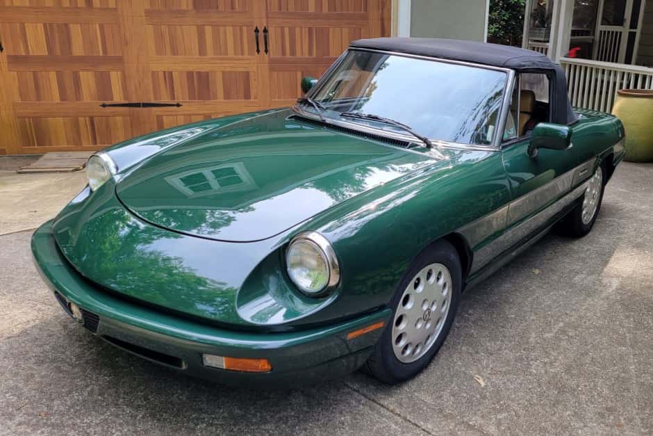 1991 Alfa Romeo 105/115 Spider Series 4 sold for $21,250