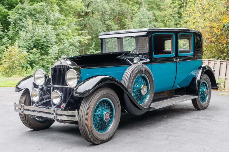 1929 Packard Eight sold for $47,600