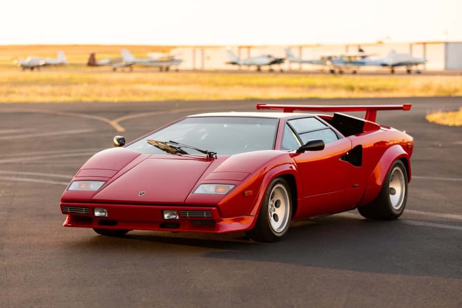 1987 Lamborghini Countach sold for $700,000