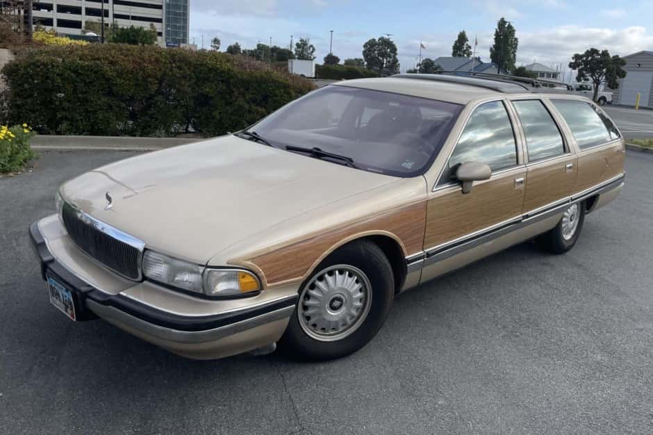 1994 Buick Roadmaster sold for $6,500