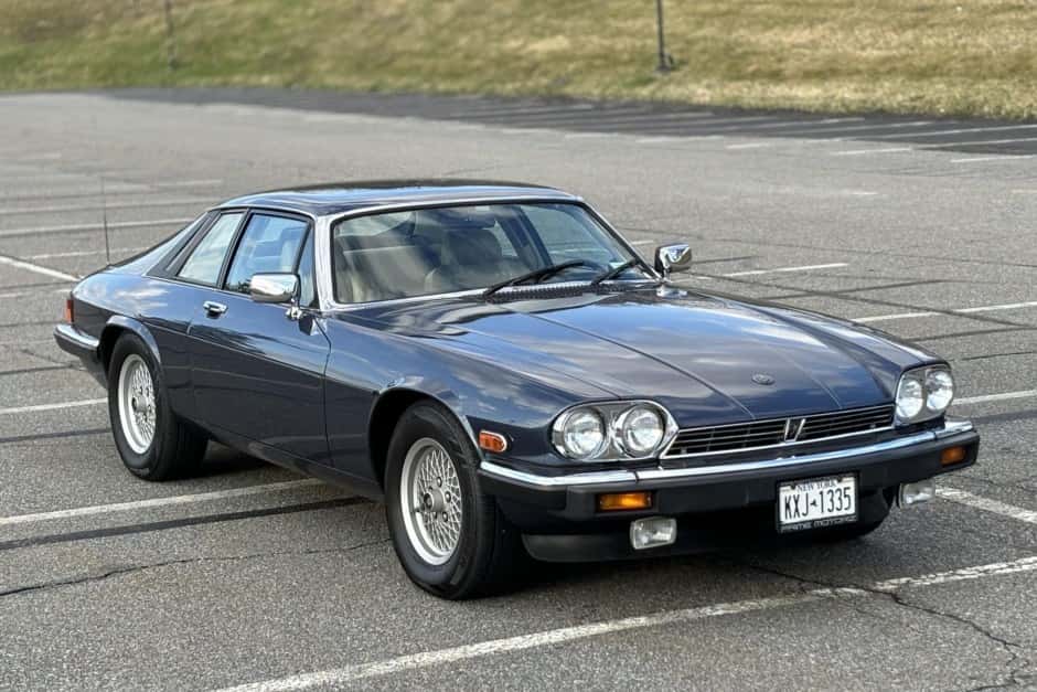1988 Jaguar XJS sold for $17,100